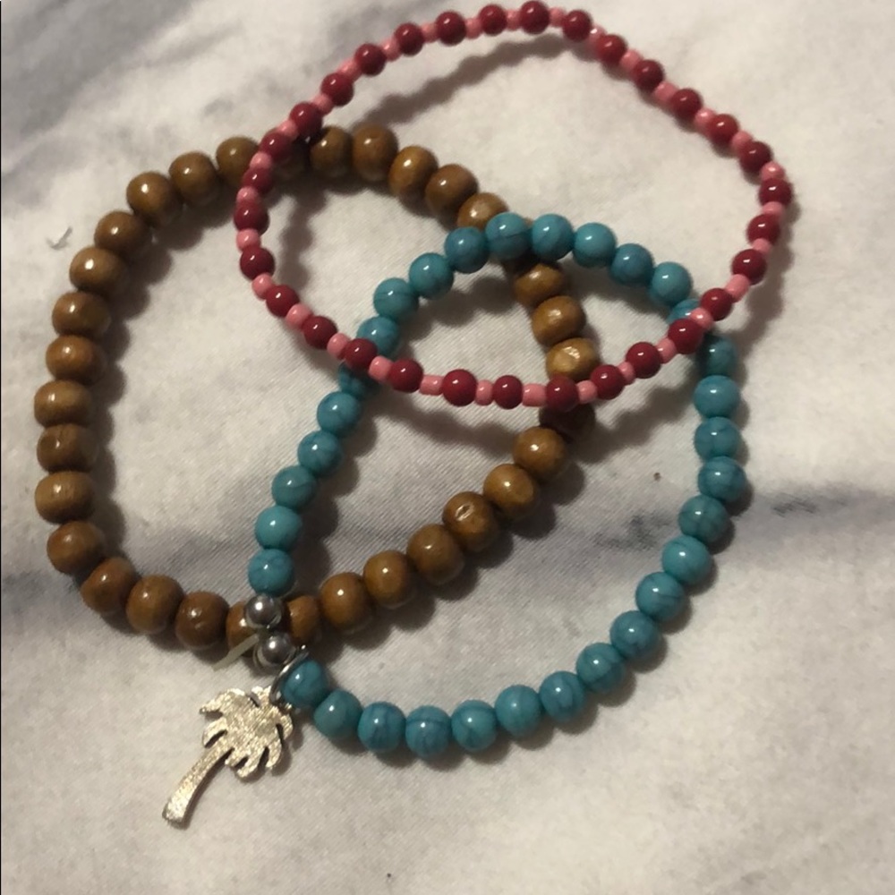 Bracelets - Picture 1 of 1